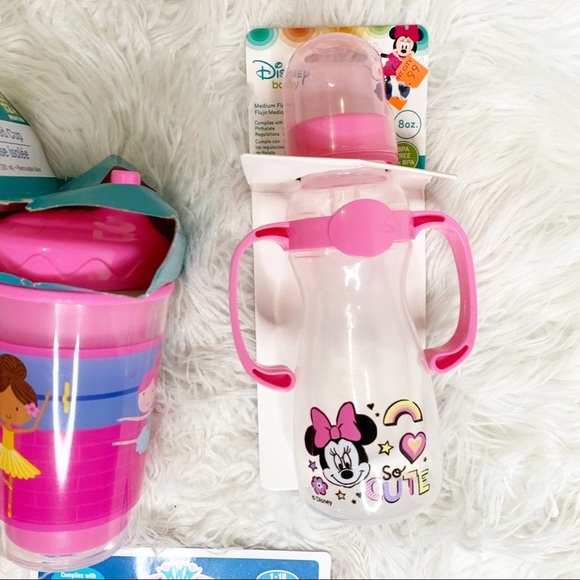 Lots of baby supplies - Picture 3 of 4